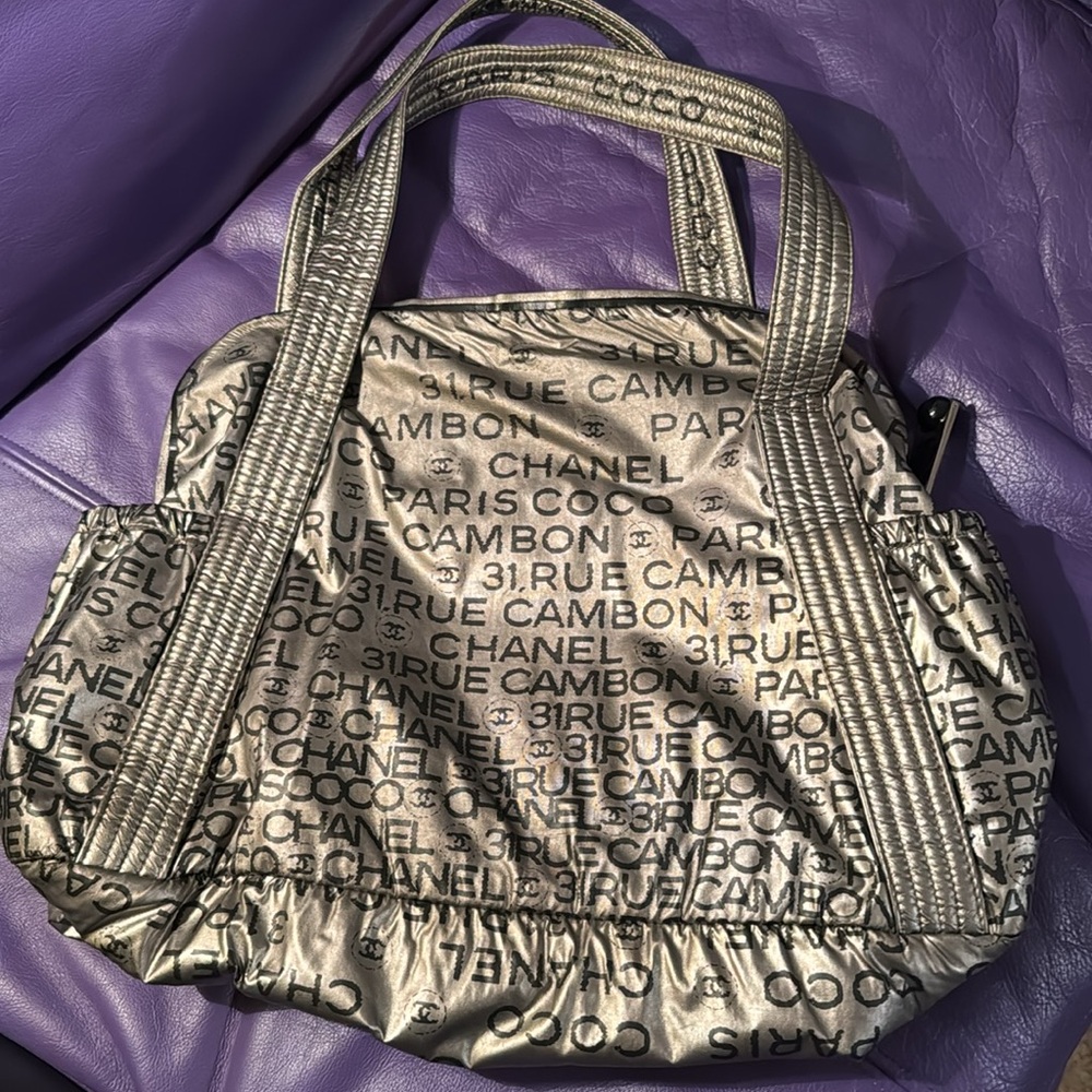 Chanel Shoulder Bag, GUC - Picture 2 of 13